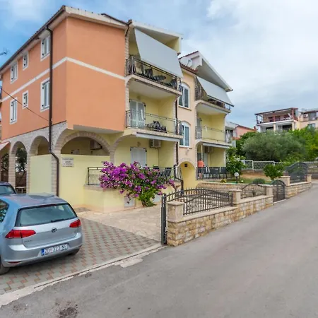 Marigold Apartman